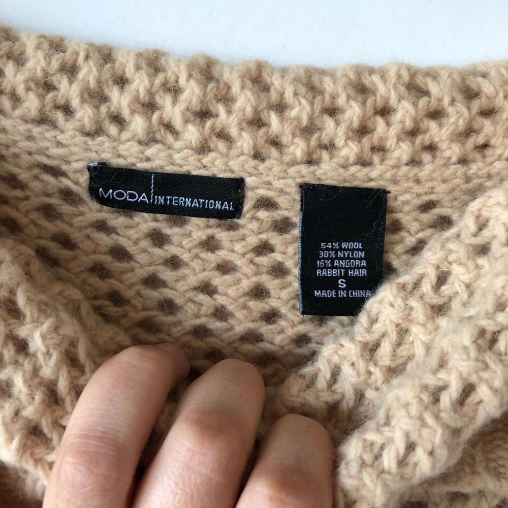 Sweater - Picture 3 of 3